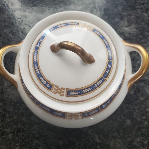 VINTAGE Syracuse Mistic Blue Sugar Bowl with lid - Picture 1 of 4